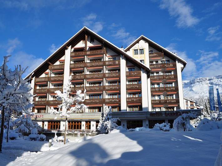 Hotel für 4 Personen, mit Garten und Sauna sowie Whirlpool und Balkon, kinderfreundlich in Laax - 2