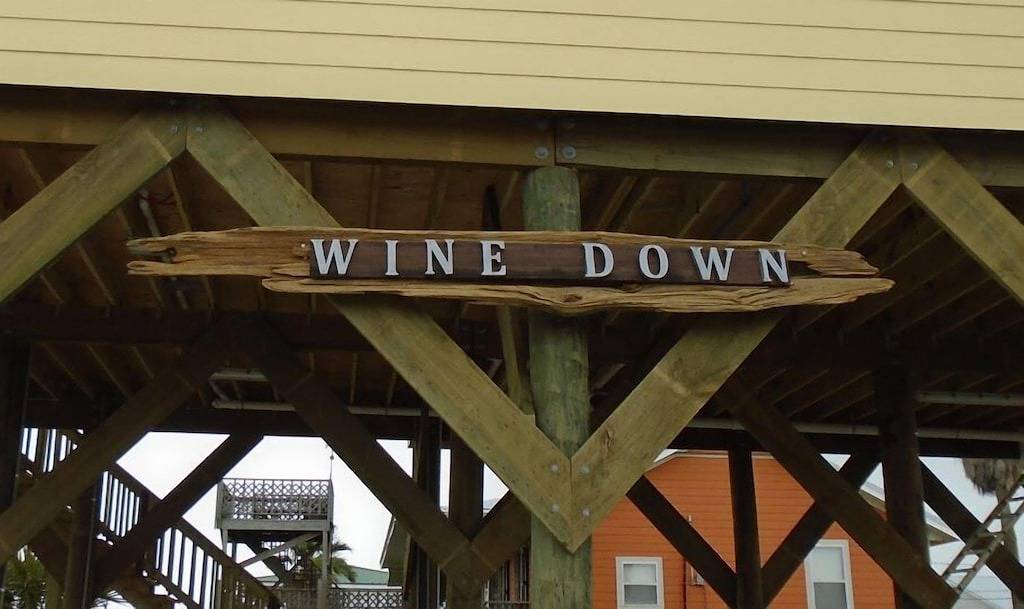 Direkt am Strand in Grand Isle, ist Wine Down ein neues 4 br in Grand Isle, Jefferson Parish