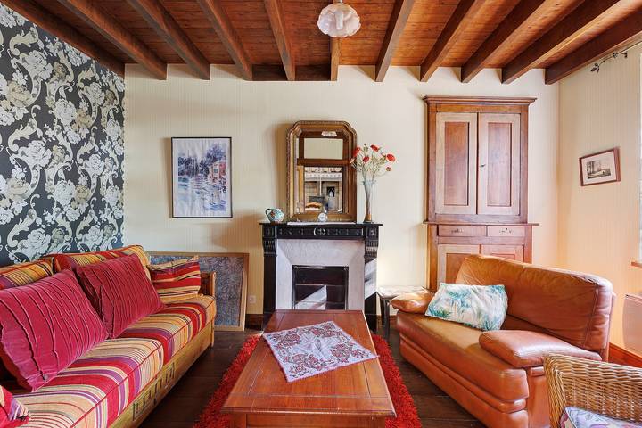 Ferienhaus „La Charmille“ mit privater Terrasse und eigenem Garten in Nouzerolles, Guéret und Umgebung