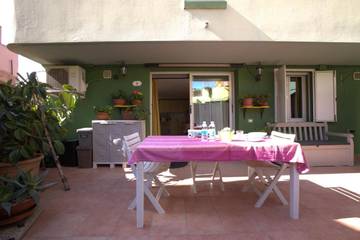 Gîte pour 2 personnes, avec jardin dans Dolianova