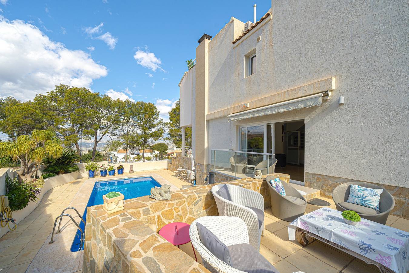 Casa de vacaciones Villa Polar Spaniahome con vistas al mar, piscina y Wi-Fi in L'Albir, Alfàs del Pi