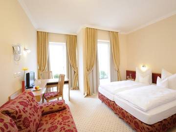 Hotel für 10 Personen in Tittmoning, Rupertiwinkel, Bild 1