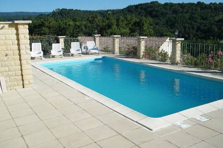 Vakantiehuis voor 6 personen, with whirlpool and terras as well as zwembad - 1