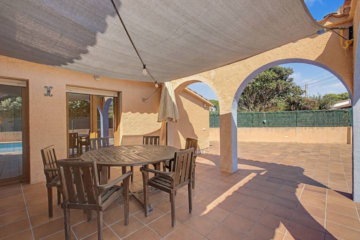 Casa rural para 8 personas, con Balcón además de Jardín y Piscina para niños en els Masos de Pals - 2