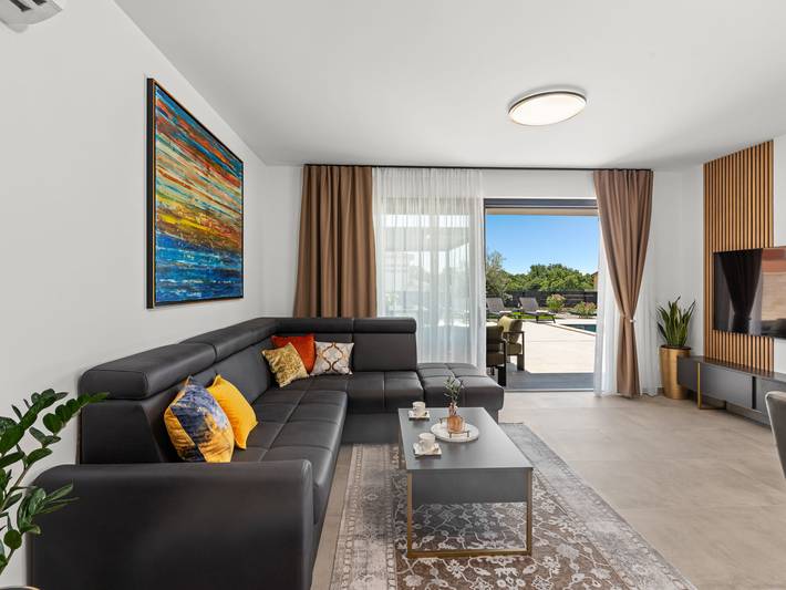 Ferienhaus für 6 Personen, mit Terrasse und Garten in Novigrad - 3
