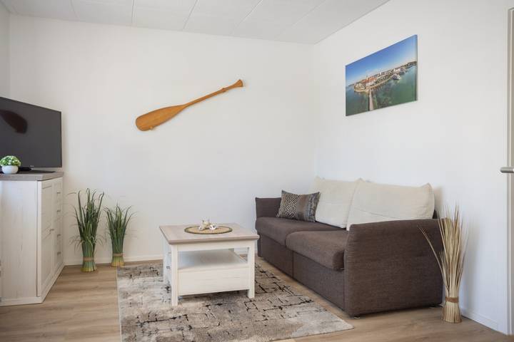 Ferienwohnung für 3 Personen, mit Garten in Friedrichshafen - 2
