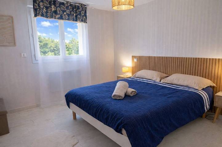 Gîte pour 4 personnes, avec jacuzzi ainsi que terrasse et jardin à Espaly-Saint-Marcel - 4