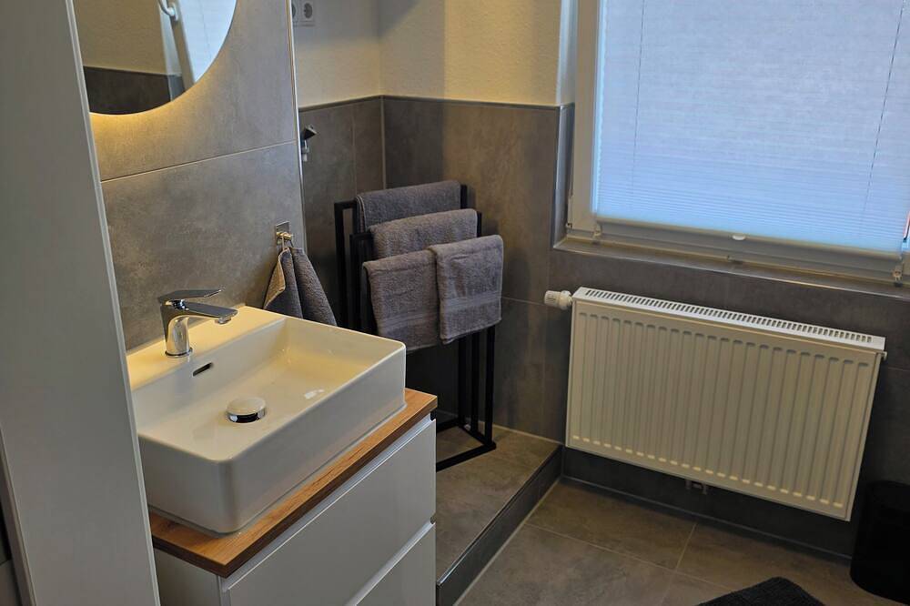 Ganze Wohnung, 5 Gehminuten vom Haselünner See & der schönen Natur vom Haselünner Wacholderhain in Haselünne, Hasetal