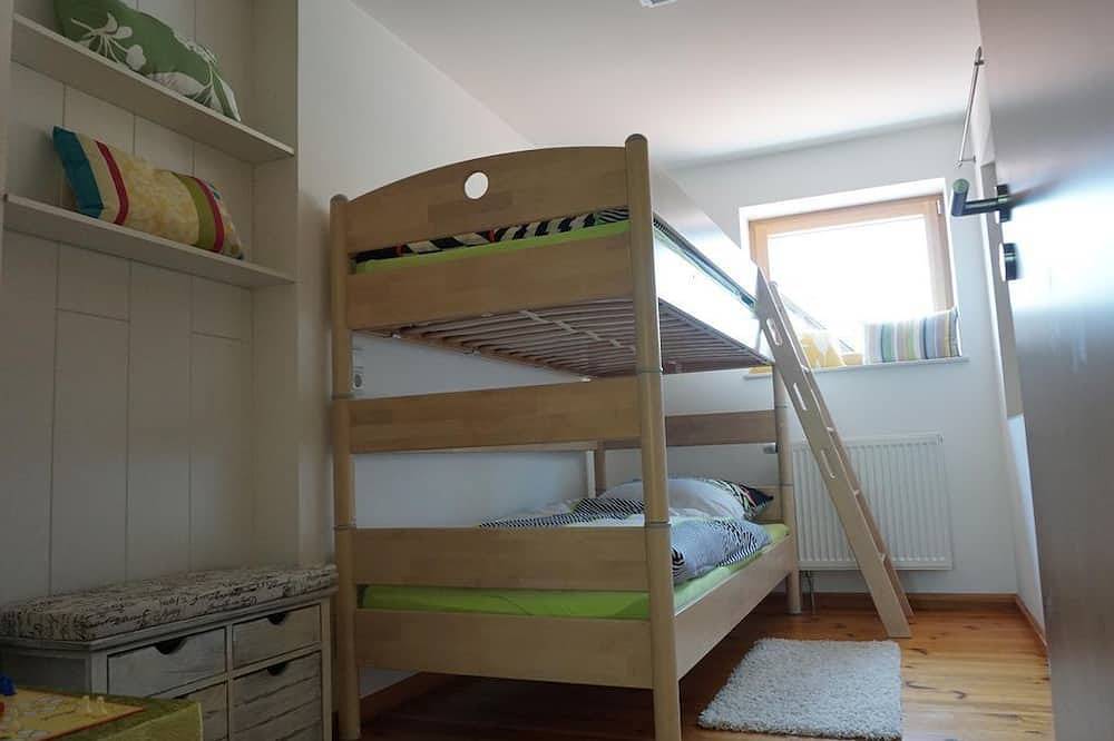 Ganze Wohnung, Die Große, Dusche, Wc, 2 Schlafräume - Ferienwohnung Öttersbach in Poppenhausen, Rhön-Hessen