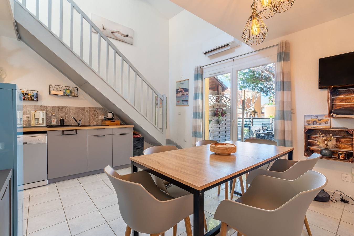 Ferienhaus 'Au Pin' mit privater Terrasse, Wlan und Klimaanlage in Narbonne Plage, Narbonne