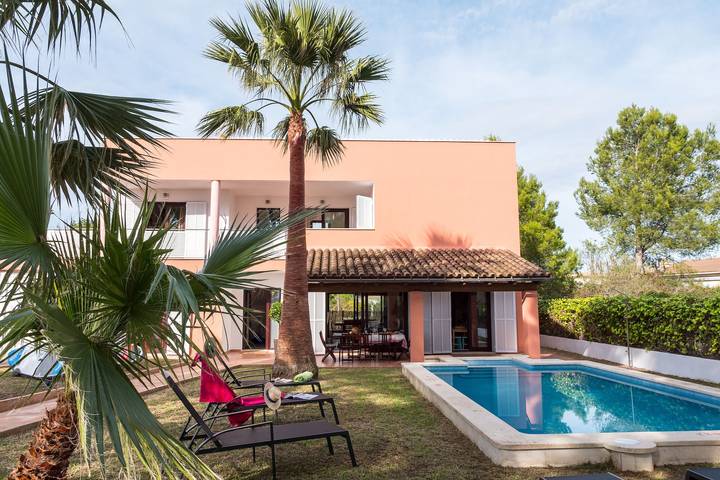 Finca mit Hund für 8 Personen, mit Garten und Seeblick in Alcúdia