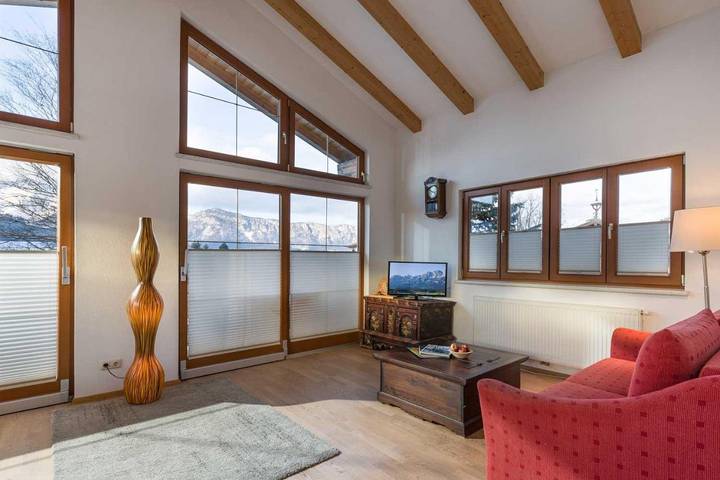 Ferienwohnung für 4 Personen, mit Ausblick und Sauna sowie Pool und Garten, mit Haustier in Oberndorf in Tirol - 3