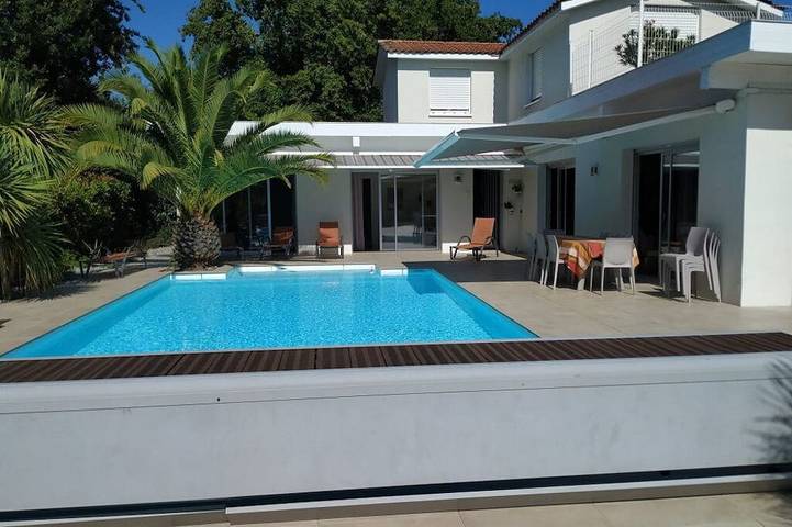 Maison de vacances pour 12 personnes, avec jardin et terrasse à Andernos-les-Bains