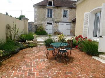Gîte pour 4 Personnes dans Junay, Arrondissement d'Avallon, Photo 1