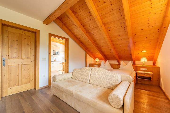 Chambre d’hôte pour 5 personnes, avec sauna ainsi que jardin et vue, animaux acceptés à Dobbiaco - 3