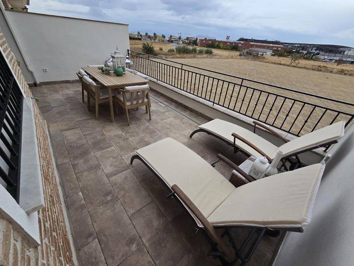 Casa rural para 10 personas, con Balcón además de Terraza y Vistas en Cúllar Vega - 4