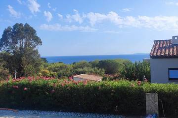 Villa pour 12 personnes, avec jardin et jacuzzi dans Gigaro