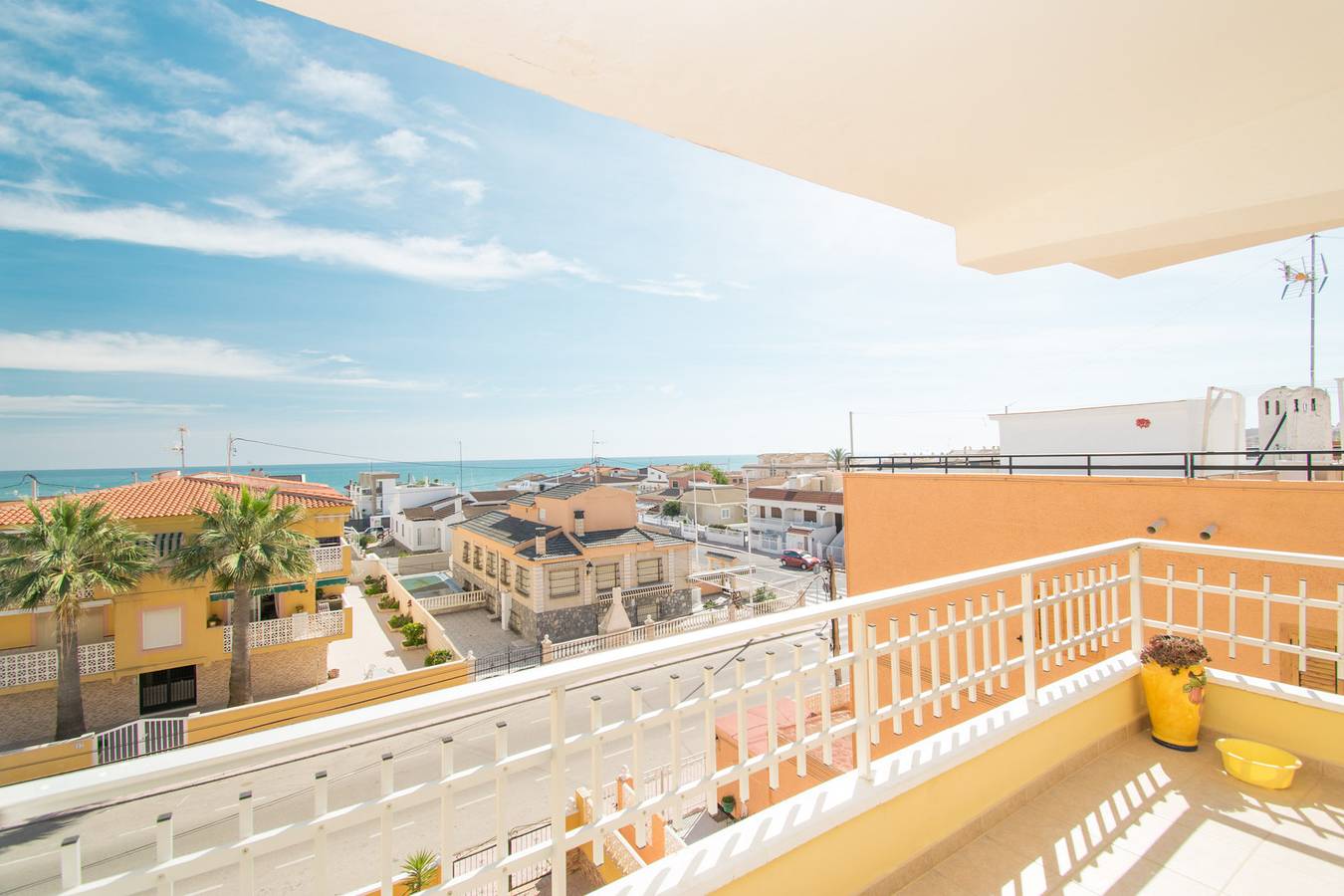 Entire apartment, 024 Palm Home - Alicante Real Estate in Torrevieja, Costa Blanca