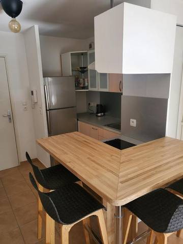 Gîte pour 4 personnes, avec jardin à Marignier