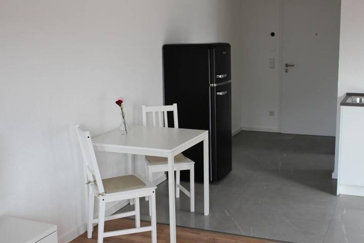 Ferienwohnung für 2 Personen, mit Balkon in Öhringen - 2