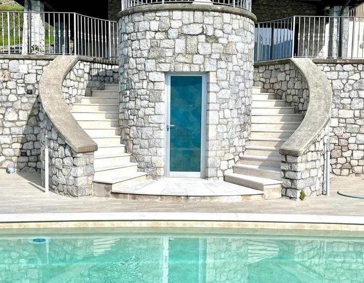 Gîte pour 8 personnes, avec piscine et vue sur le lac ainsi que jardin et vue, animaux acceptés à Lovere - 3