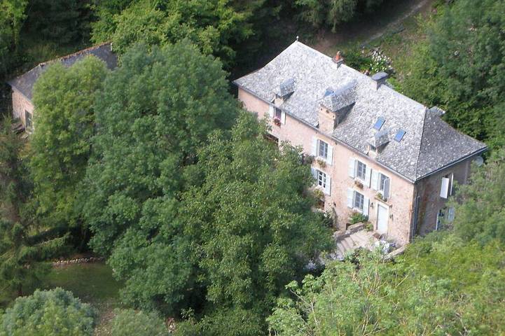 Location de vacances pour 8 personnes, avec Balcon et Jardin dans Trou de Bozouls