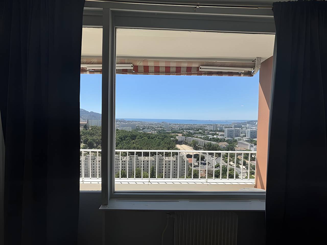 Ganze Wohnung, Apartment „Beau T5 mit Terrasse und Meerblick“ mit Balkon in Marseille, Marseille und Umgebung