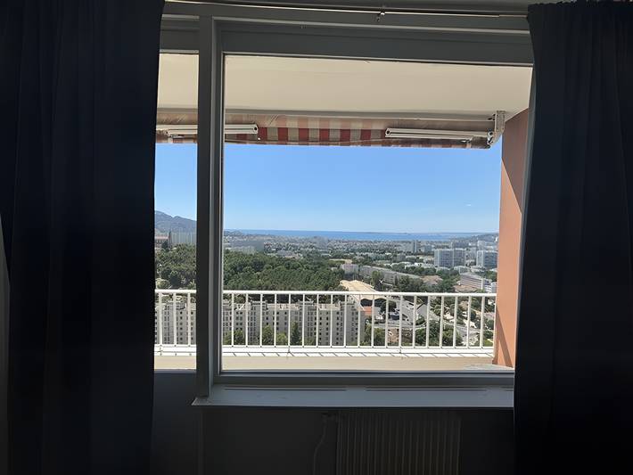 Appartement entier, Appartement spacieux T5 avec terrasse et vue mer panoramique, balcon, 8 personnes in Marseille, Région de Marseille