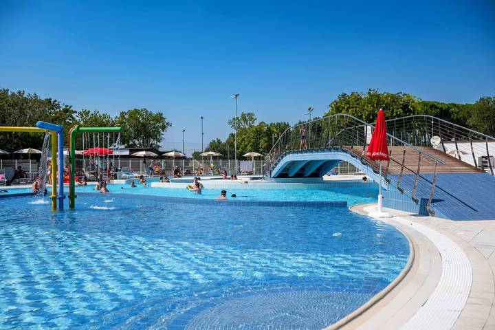 Camping für 6 Personen, mit Pool und Terrasse in Emilia-Romagna - 4