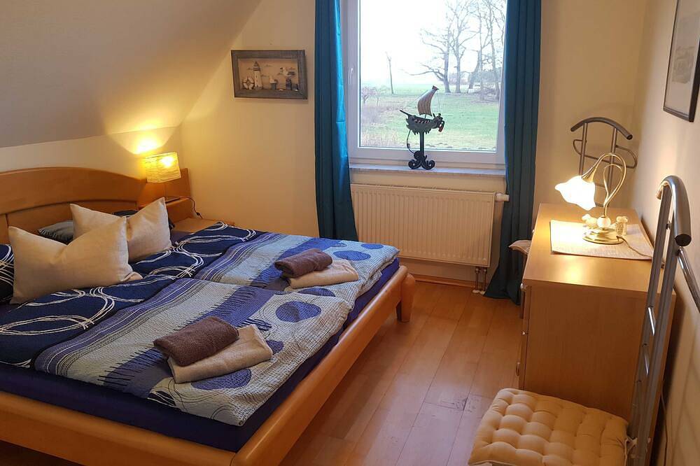 Ganze Wohnung, Ferien-Residenz am Nationalpark Wohnung 6 - Ferienwohnung in Gingst, Rügen