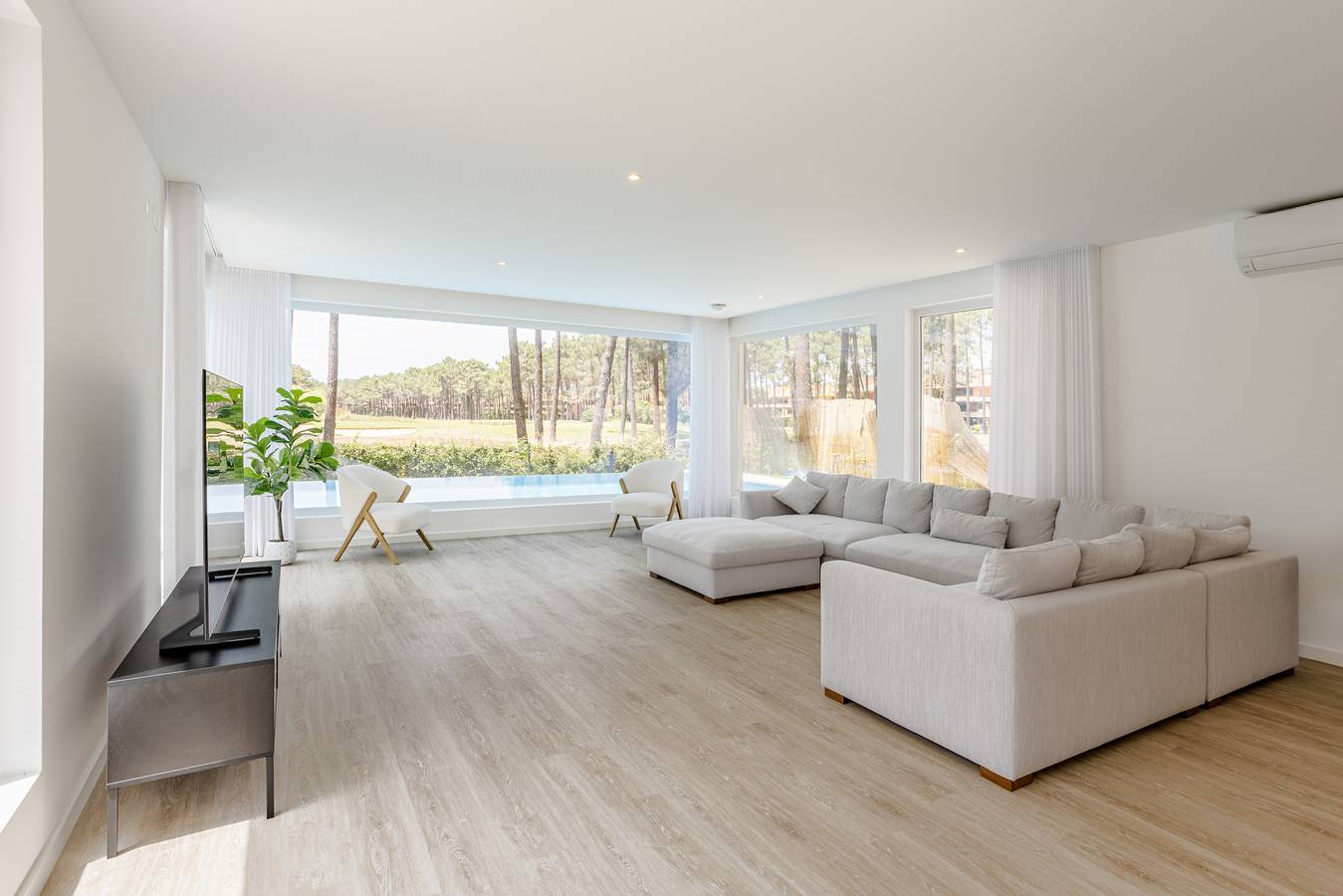 Villa para 10 pessoas com jardim in Aroeira, Charneca de Caparica e Sobreda