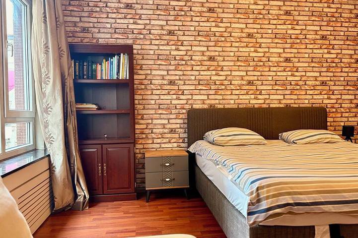 Ganze Wohnung, Spacious 4-bedroom apartment in central İstanbul close to metro line in Şişli, Istanbul