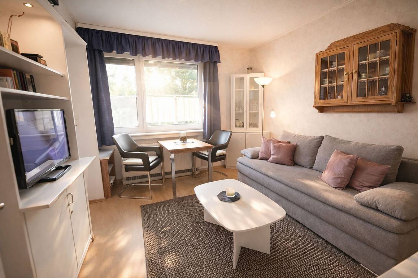 Ganze Wohnung, Komfortables Apartment Tepperwien mit Balkon und Wlan in Horumersiel, strandnah in Horumersiel, Wangerland