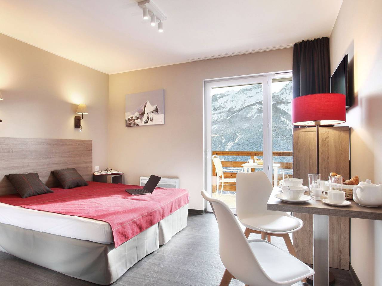 Chalet in Praroustan mit Bergblick in Pra-Loup, Uvernet-Fours