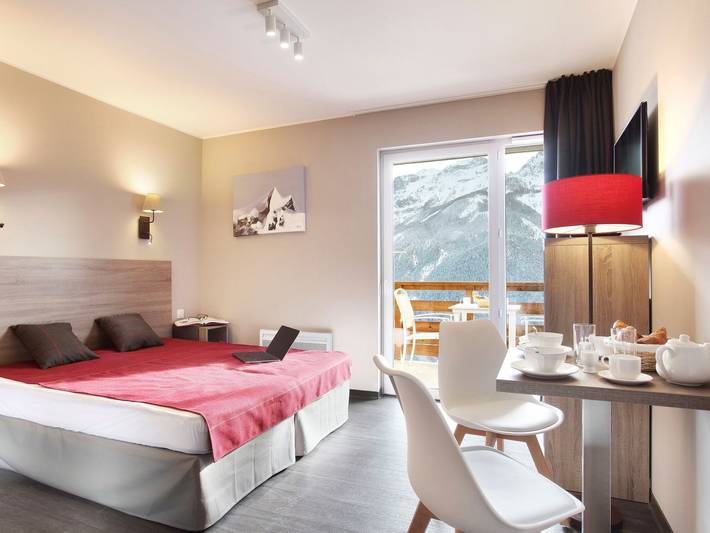 Chalet à Praroustan avec Vue sur Montagnes in Pra-Loup (station de ski), Pra-Loup
