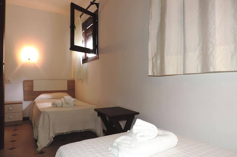 Villa Matilde, close to the beautiful Advocat cove and with sea views in Benissa, Costa Blanca