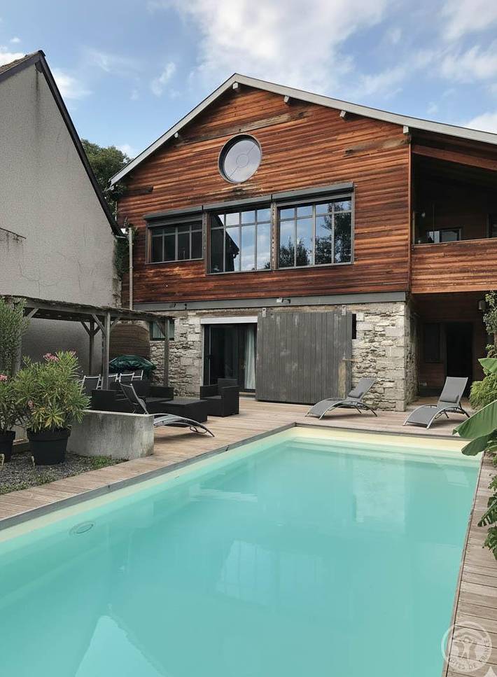 Gîte pour 8 personnes, avec jardin ainsi que piscine et terrasse à Tuzaguet