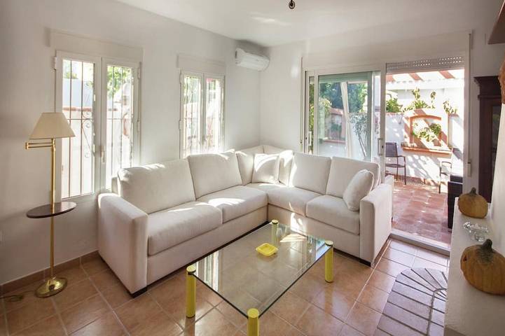 Holiday home for 9 people, with terrace in La Cala de Mijas Centre