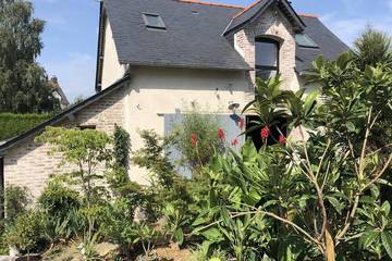 Gîte pour 4 personnes, avec jardin et terrasse à Chartres-de-Bretagne
