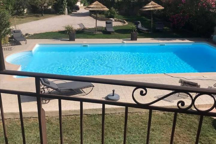 Maison de vacances pour 3 personnes, avec piscine et jardin