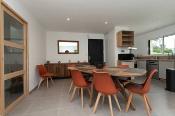 Maison De Vacances pour 8 Personnes dans Arzon, Baie de Quiberon, Photo 4