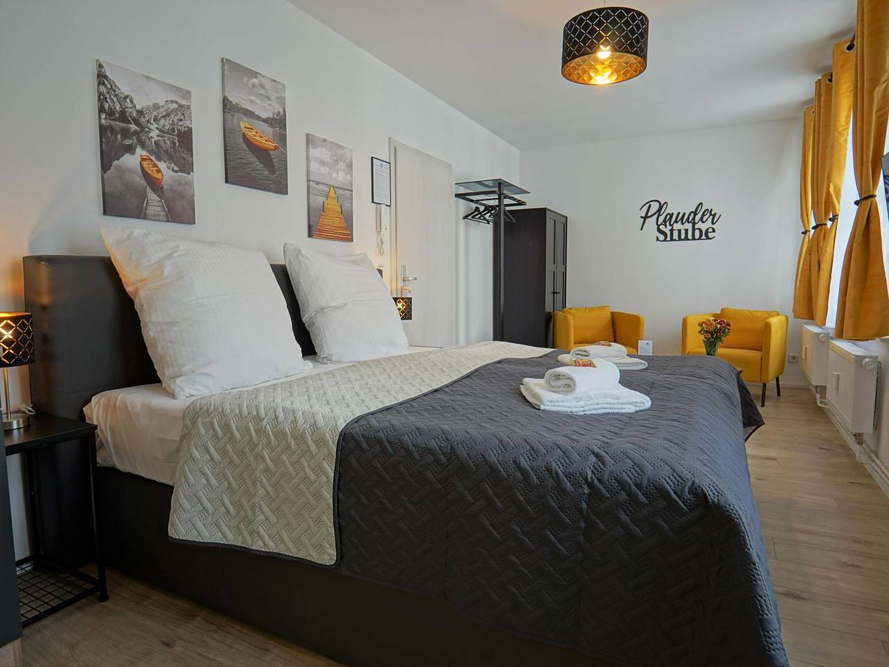 Ganze Wohnung, Willkommen im Hogulu - Haus 1, Appartement 3 in Brandenburg an der Havel! in Brandenburg an der Havel