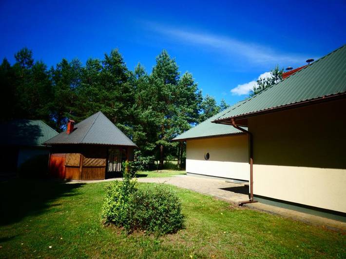 Location de vacances pour 6 personnes, avec terrasse et piscine ainsi que jacuzzi et jardin dans Radawa - 3