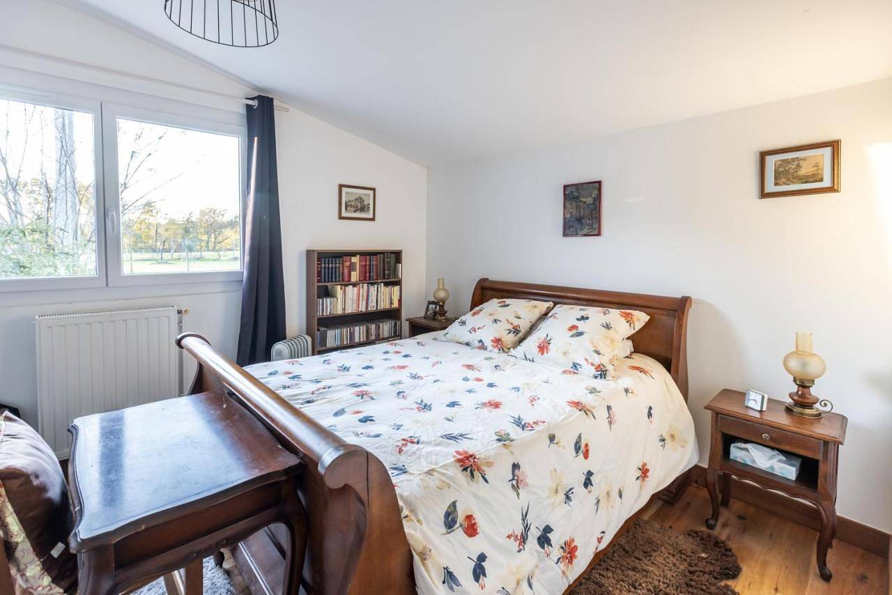 Maison d'une chambre avec jardin clos et wifi a Saint Aigulin in Saint-Aigulin, Région de Jonzac