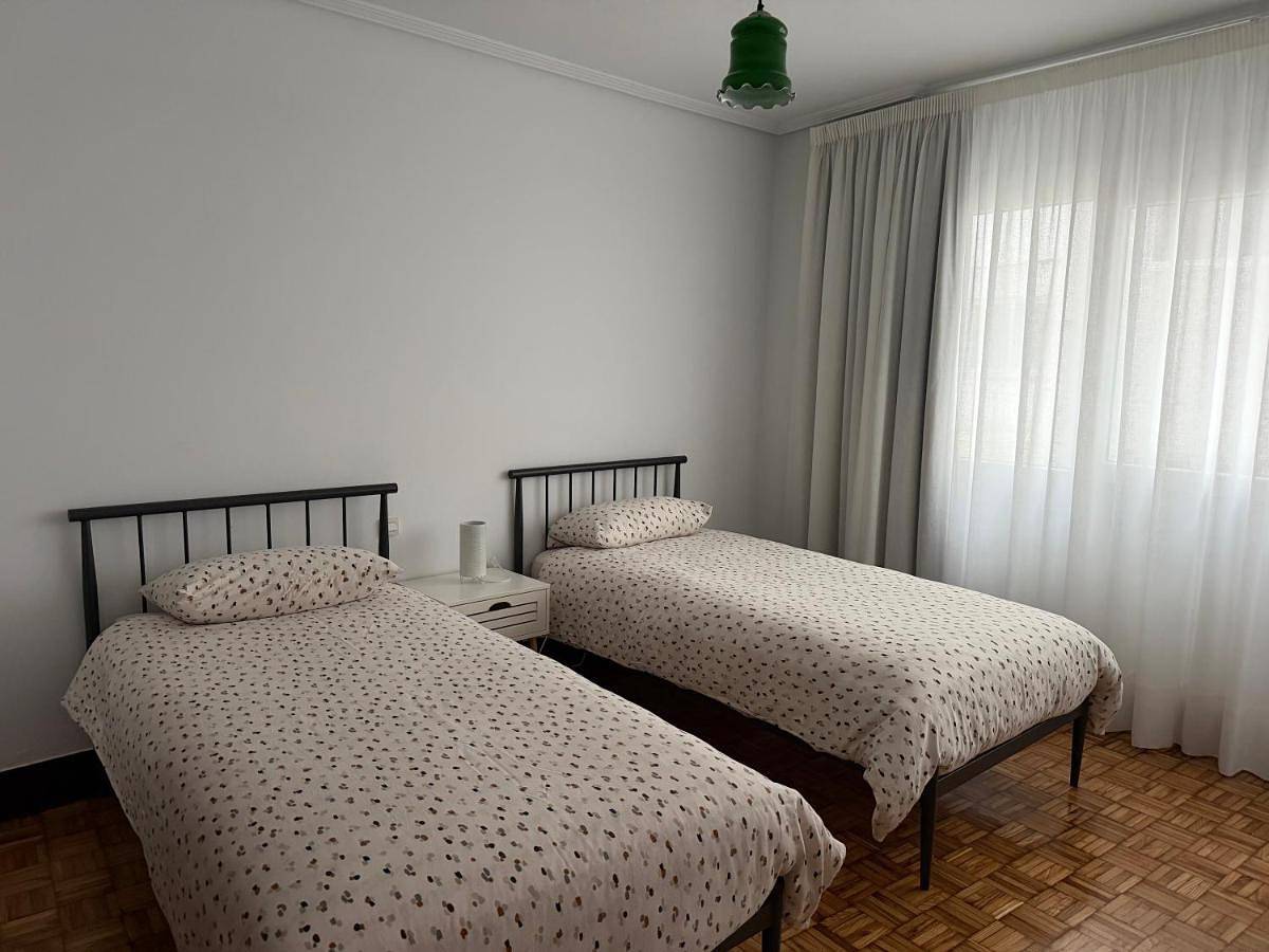 Appartement entier, Two-Bedroom Apartment in Praia As Delicias, Sada