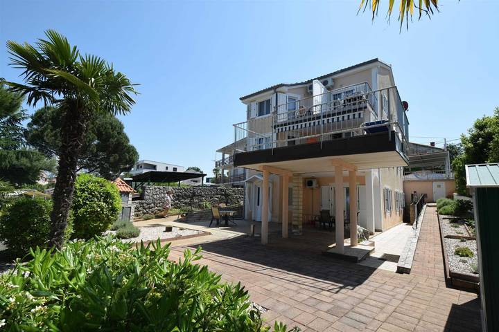 Ferienwohnung für 3 Personen, mit Balkon auf Krk