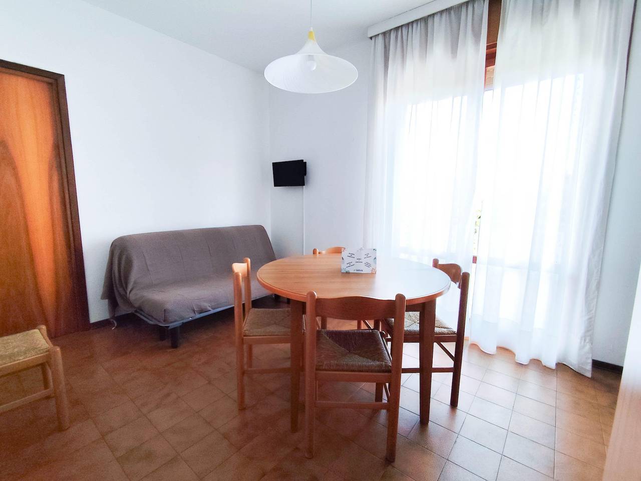 Apartamento entero, Apartamento frente a la playa con aparcamiento y TV in Lido di Jesolo, Jesolo-city