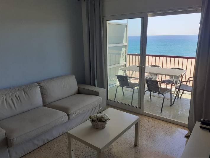 Gîte pour 5 personnes, avec terrasse et vue sur l’océan à Canet de Mar - 4