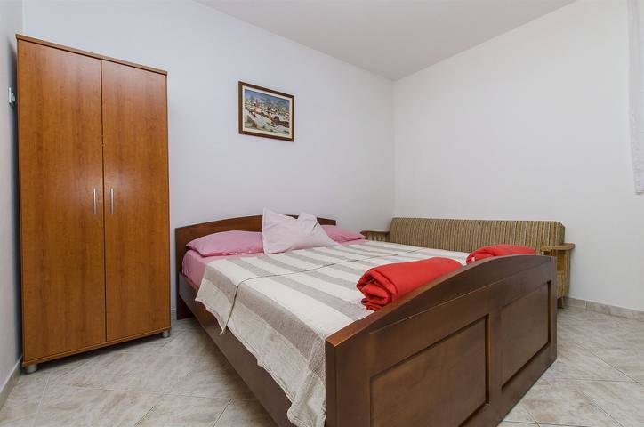 Ganzes Studio, Apartments Vladimir in Jadrtovac, Šibenik-Knin