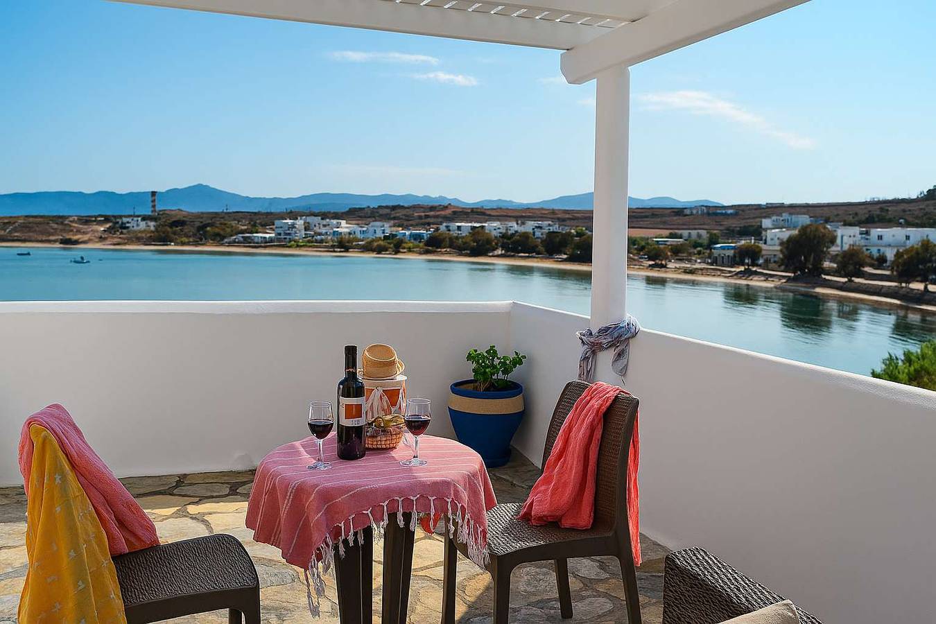 Bed and Breakfast für 3 Personen mit Balkon/Terrasse in Naousa, Paros